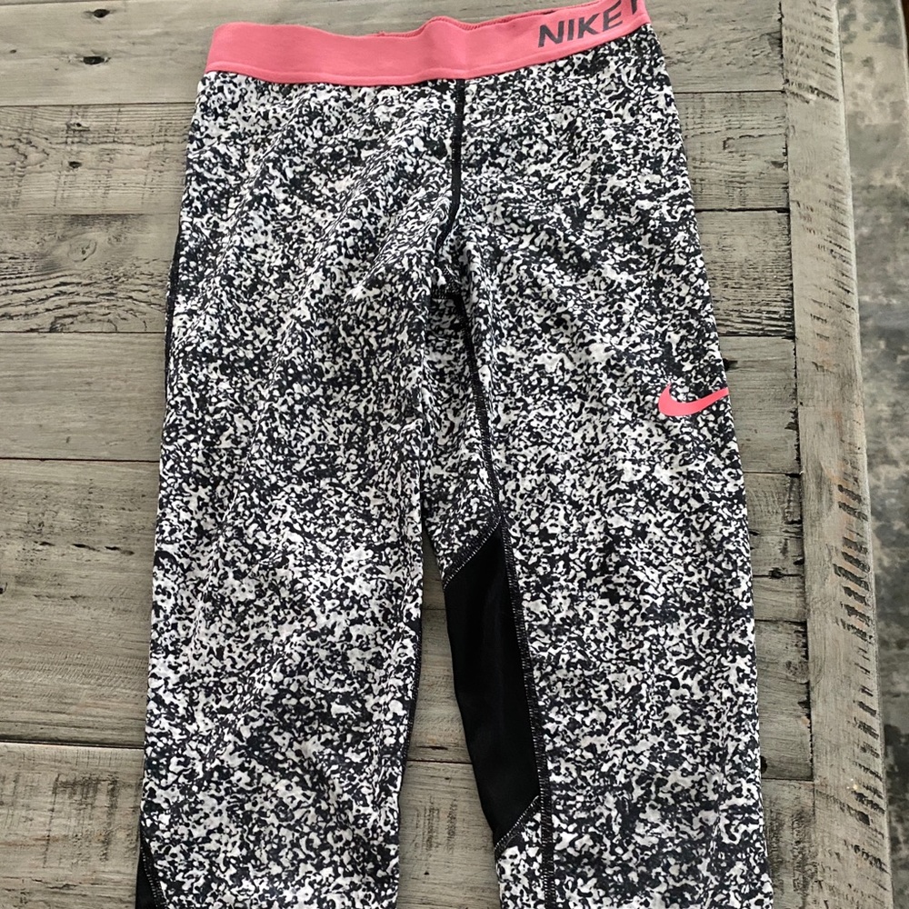 Nike kids size medium leggings!
